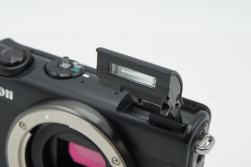 Canon Mirrorless Interchangeable Lips Eos M100 260320Ap