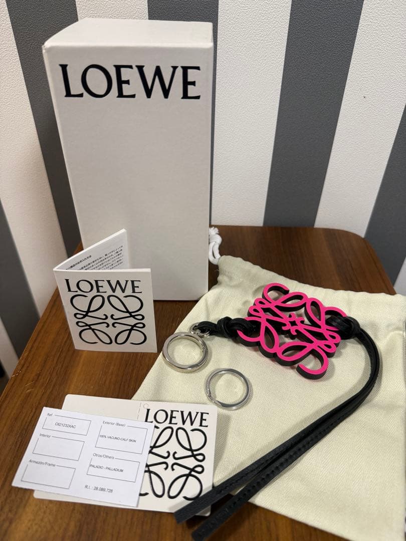 Loewe Charms