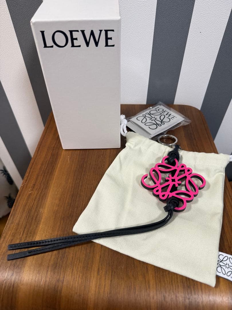 Loewe Charms