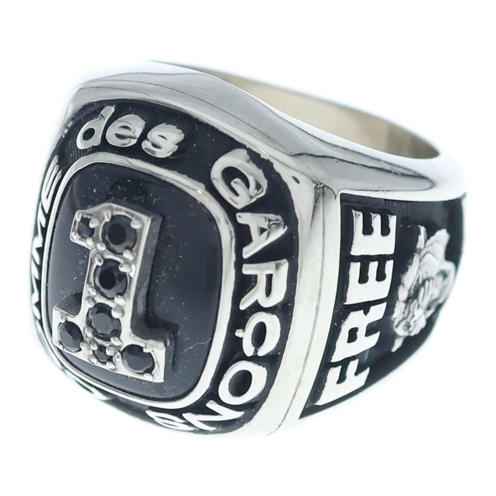 Comme Des Garcons Ring Happy Holidays Live Free Champion