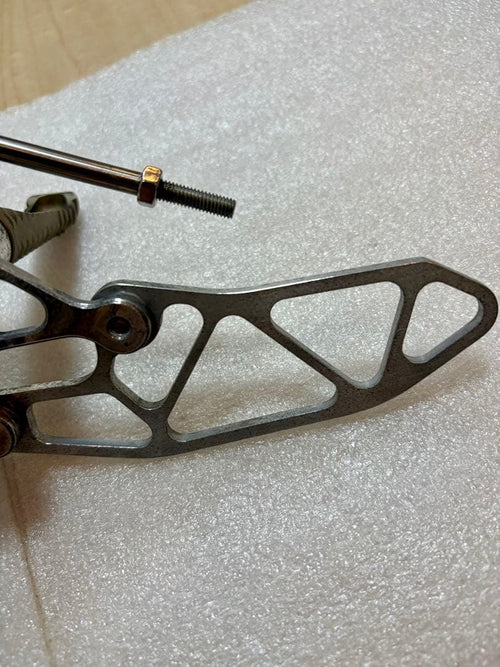 Steps Pedals /Usa Rvt1000R Vtr1000Sp Attack