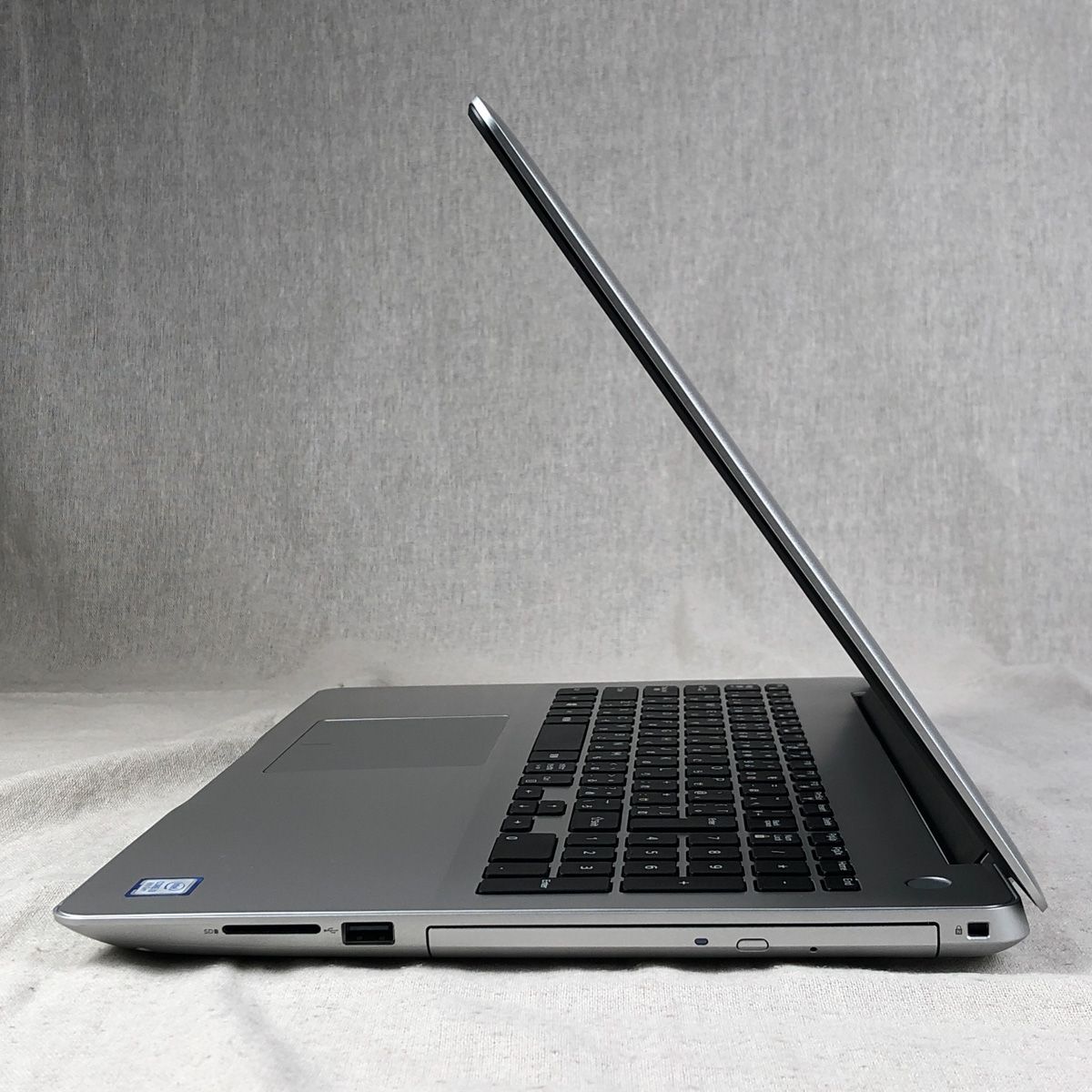 Dell Windows Notebook Body Pc Inspiron 15 5583 I3-8145U 4Gb Ssd256Gb