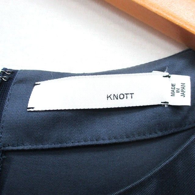 Knott Long Sleeves, Three Quarter Sleeve 1 /Kt30