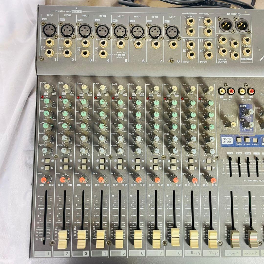 Analog Mixers Yamaha Mx12/4