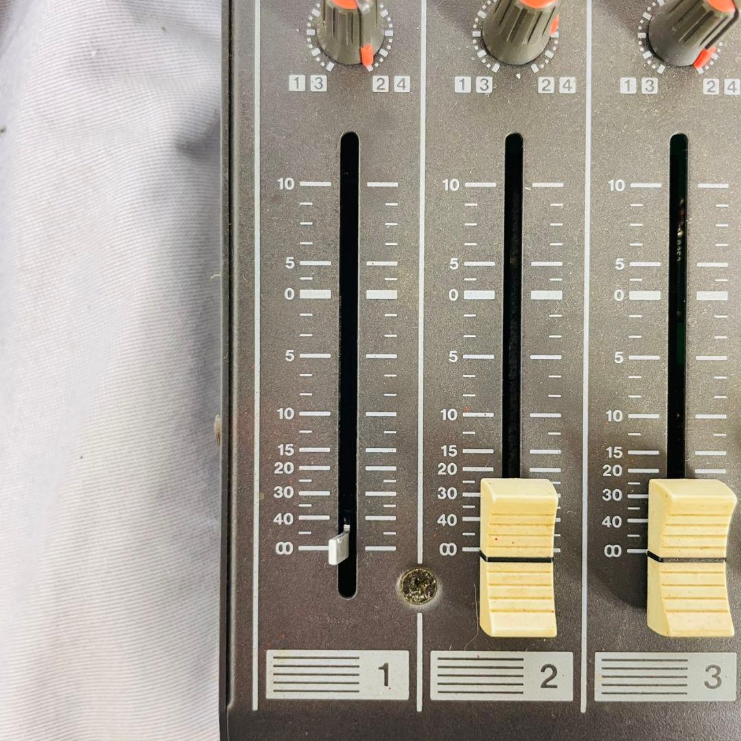 Analog Mixers Yamaha Mx12/4