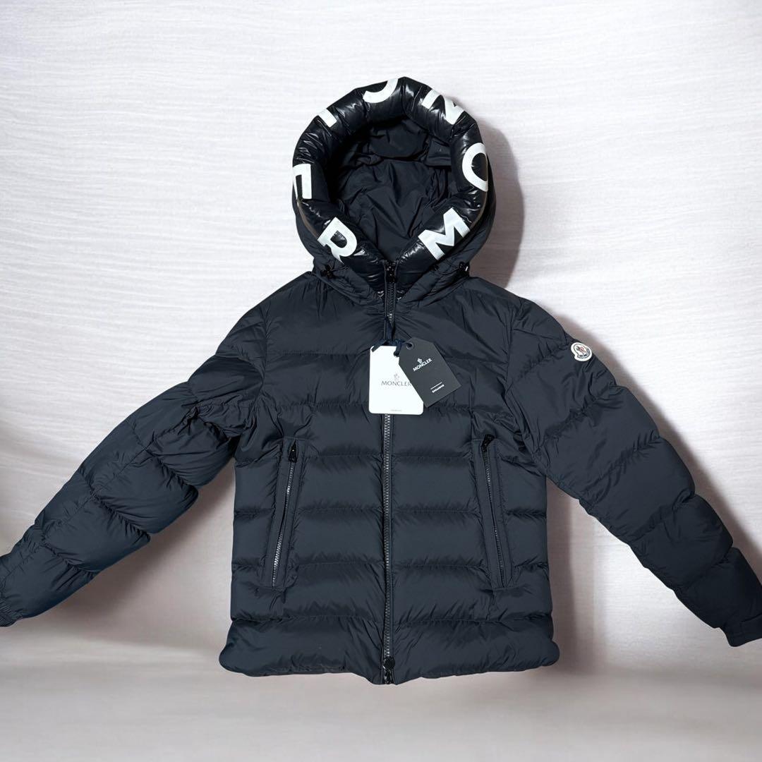 Moncler Down Jackets Salzman