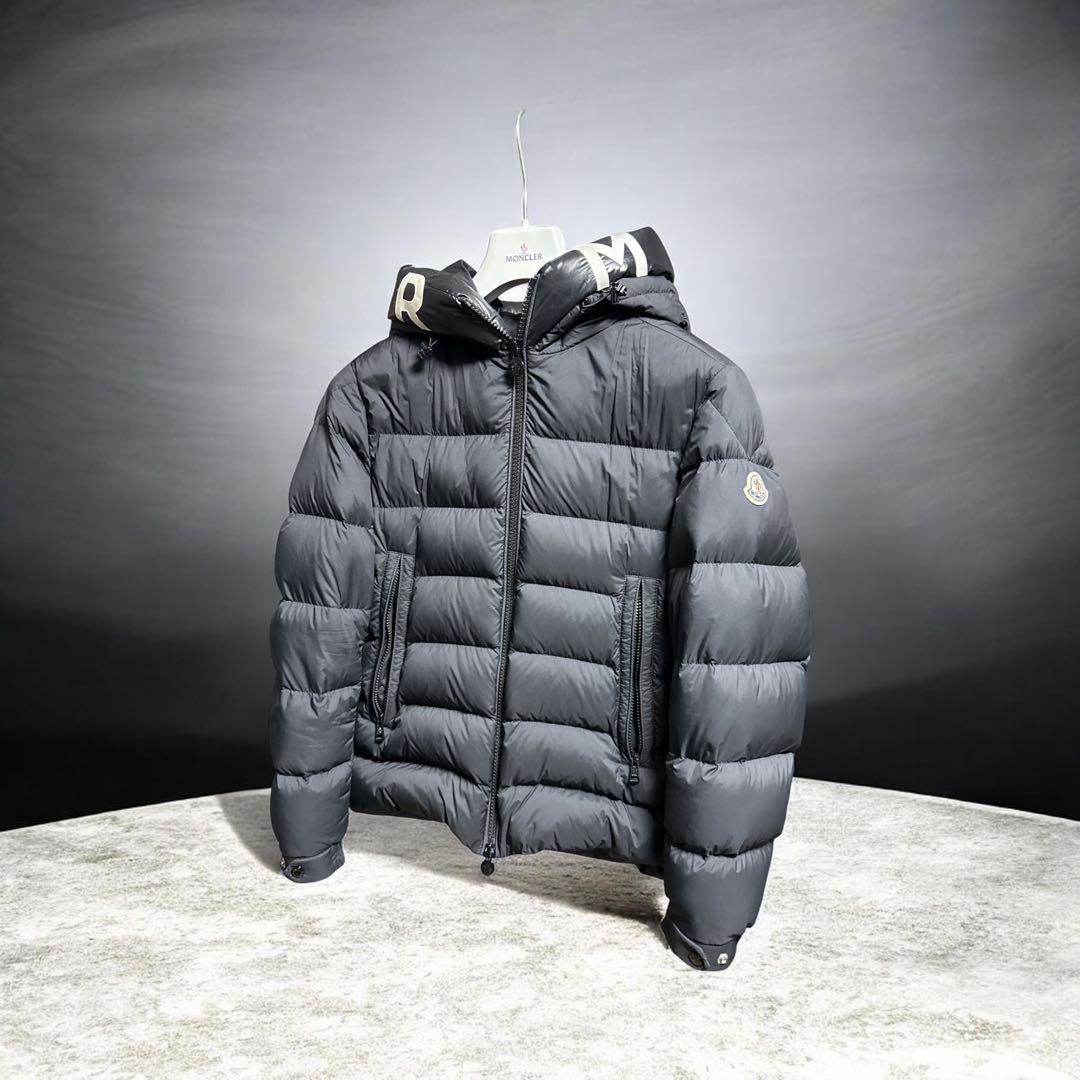 Moncler Down Jackets Salzman