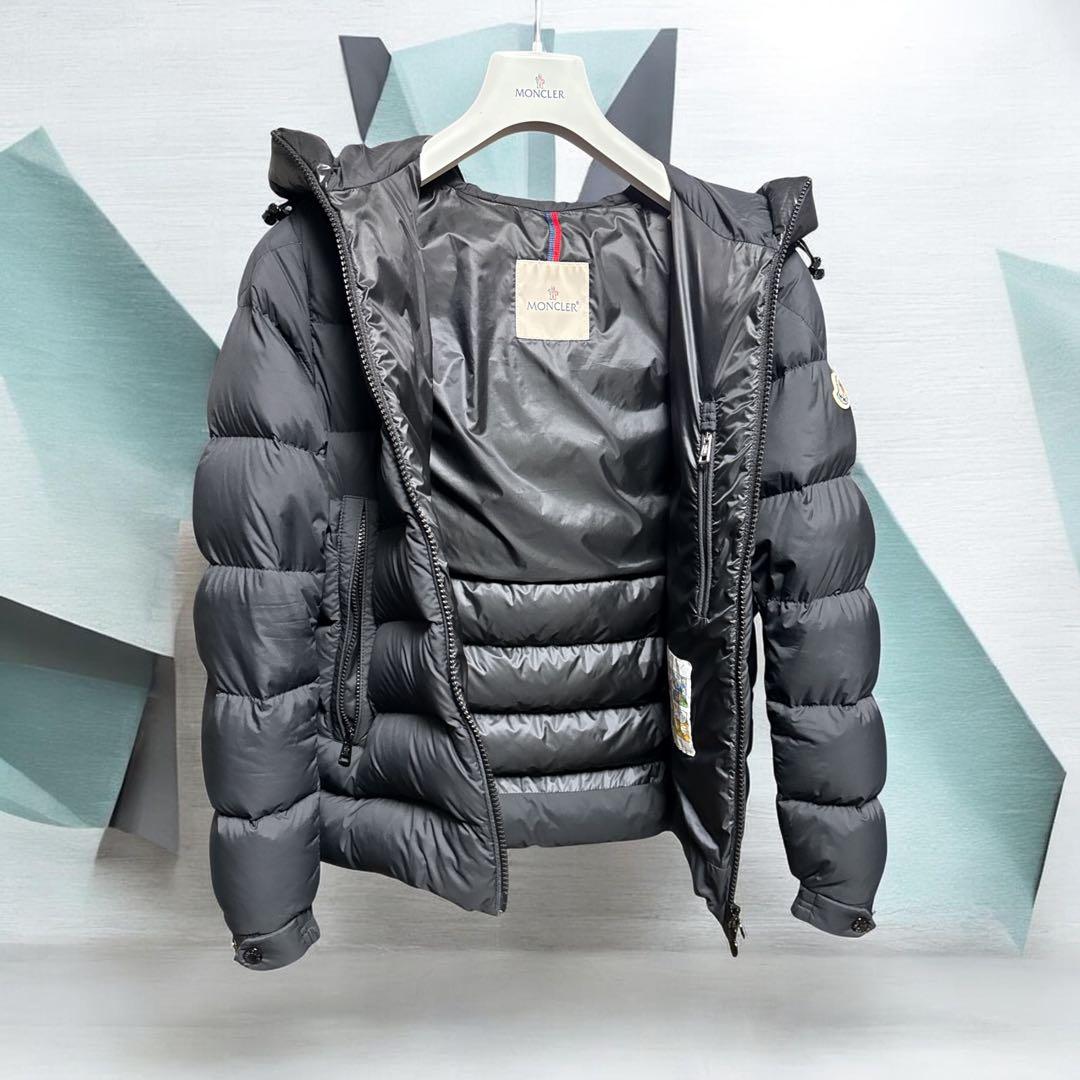 Moncler Down Jackets Salzman
