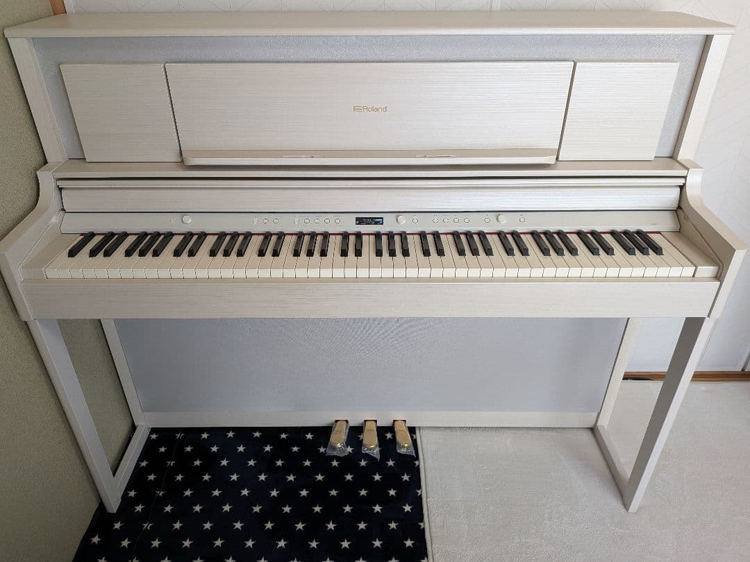 Roland Keyboards Digital Pianos Lx706Gp