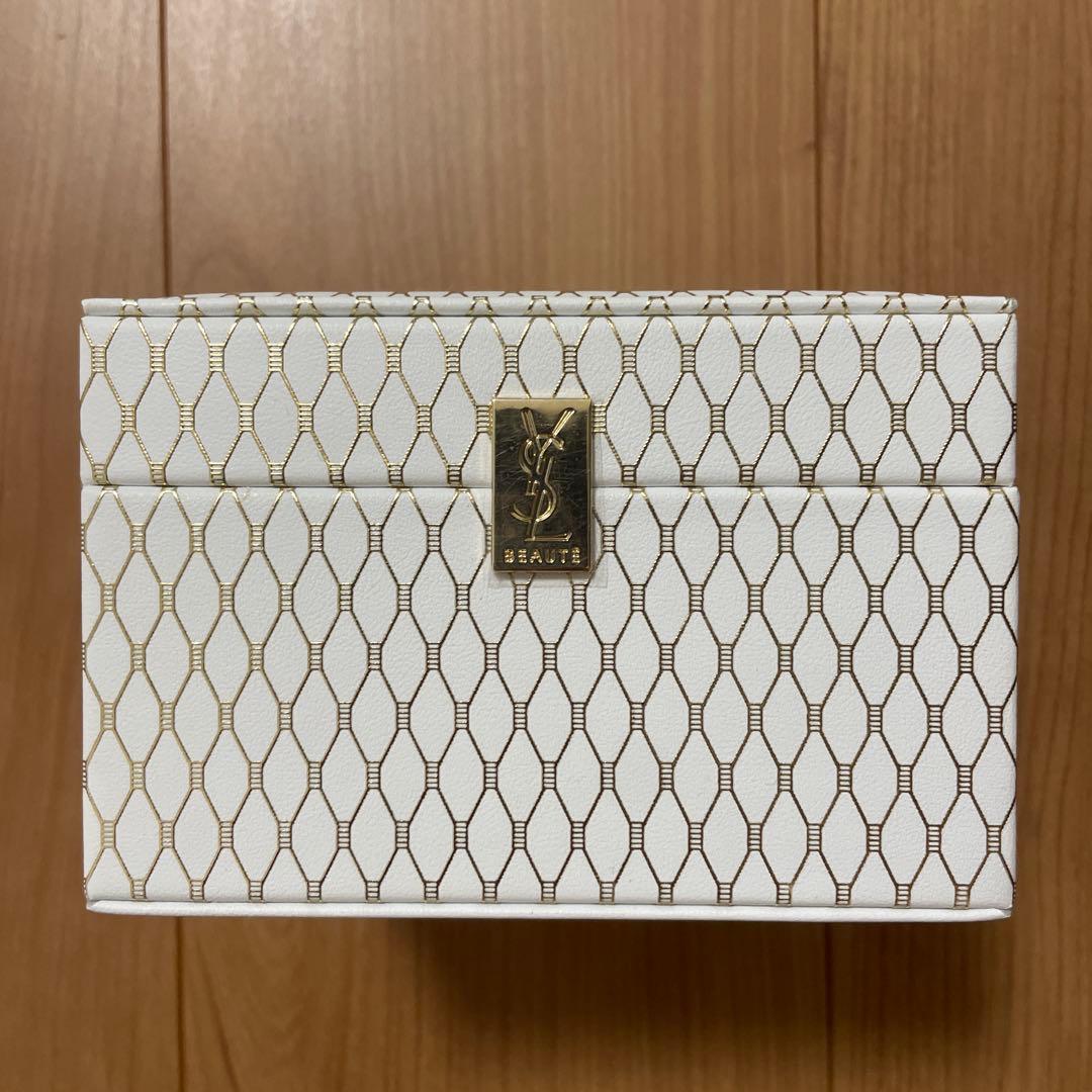 Yves Saint Laurent Beaute Accessory Cases 2024