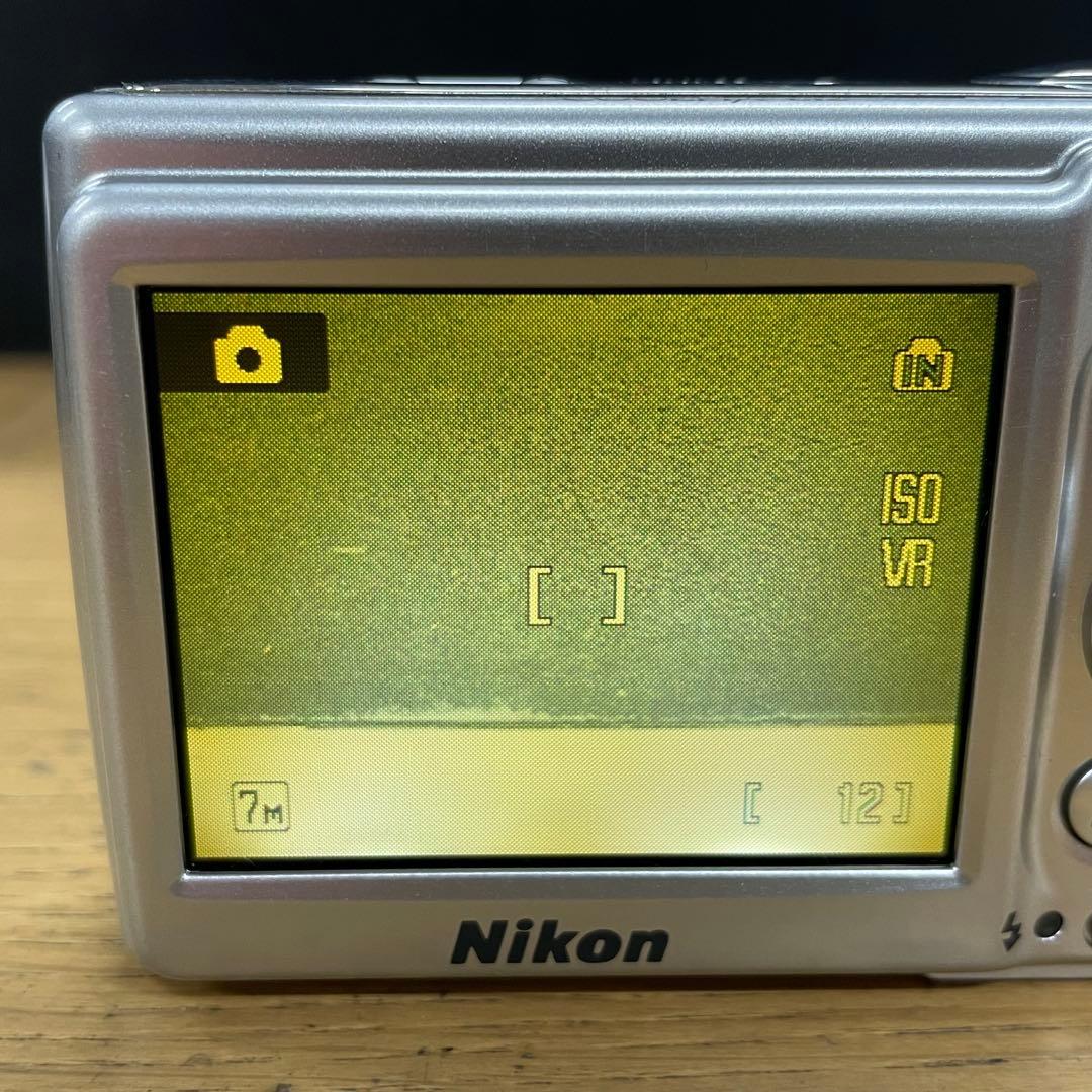 Nikon Compact Digital Cameras Coolpix L12