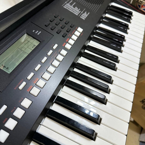Roland Keyboards Digital Pianos E-X10