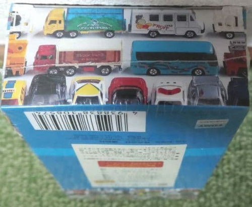 Takara Tomy Tomica Bluebox