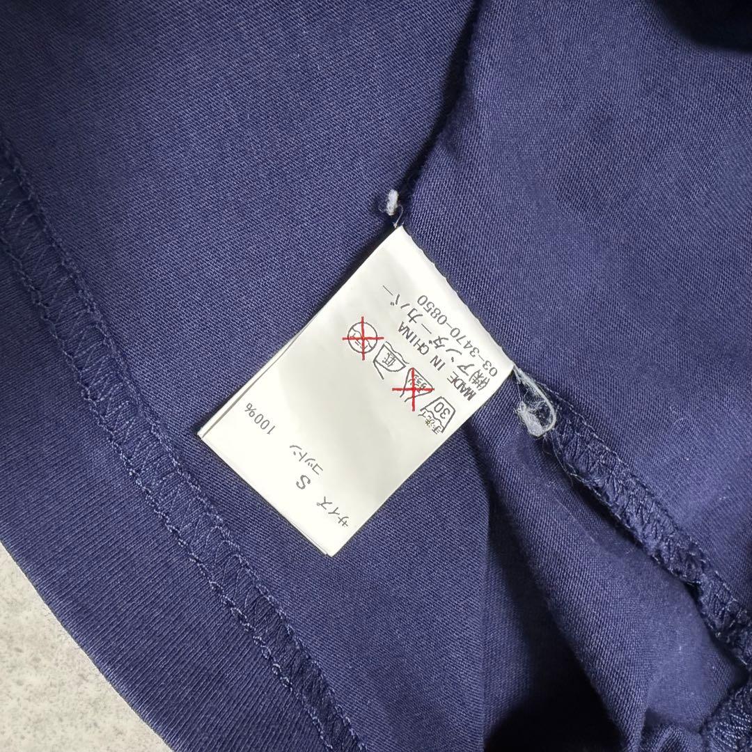 T-shirts infiltrés Y2K