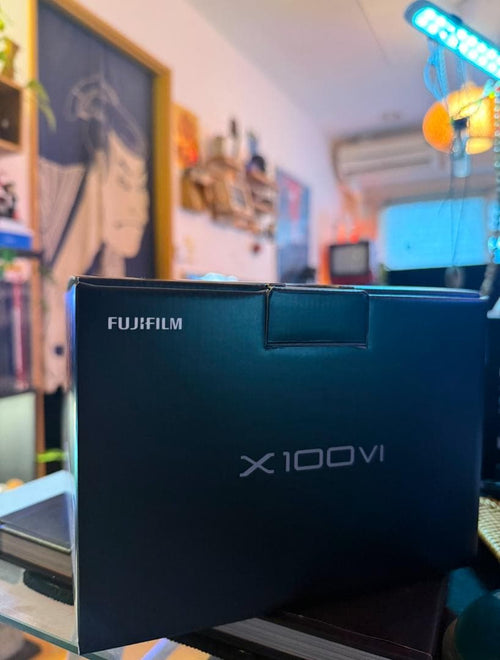 Fuji Mirrorless Interchangeable Lips Fujifilm X100Vi
