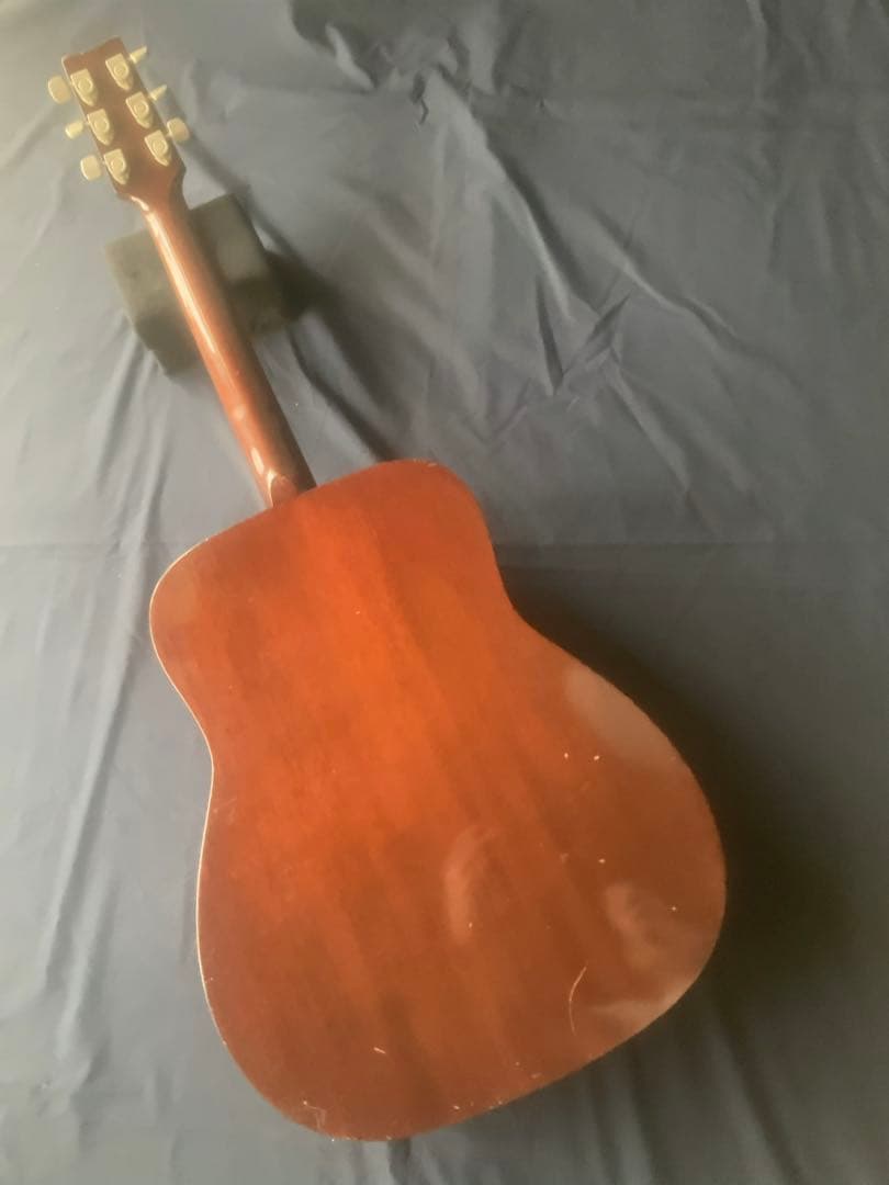 Yamaha Acoustic Guitars Fg-200