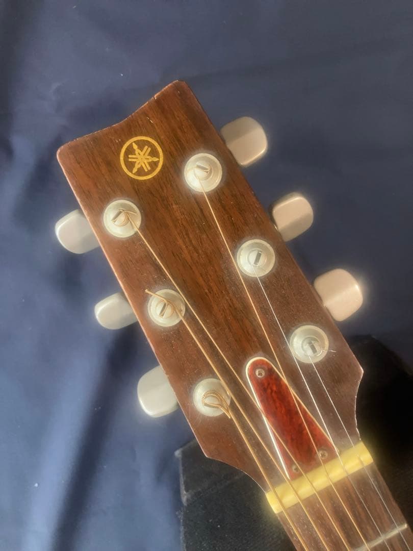 Yamaha Acoustic Guitars Fg-200