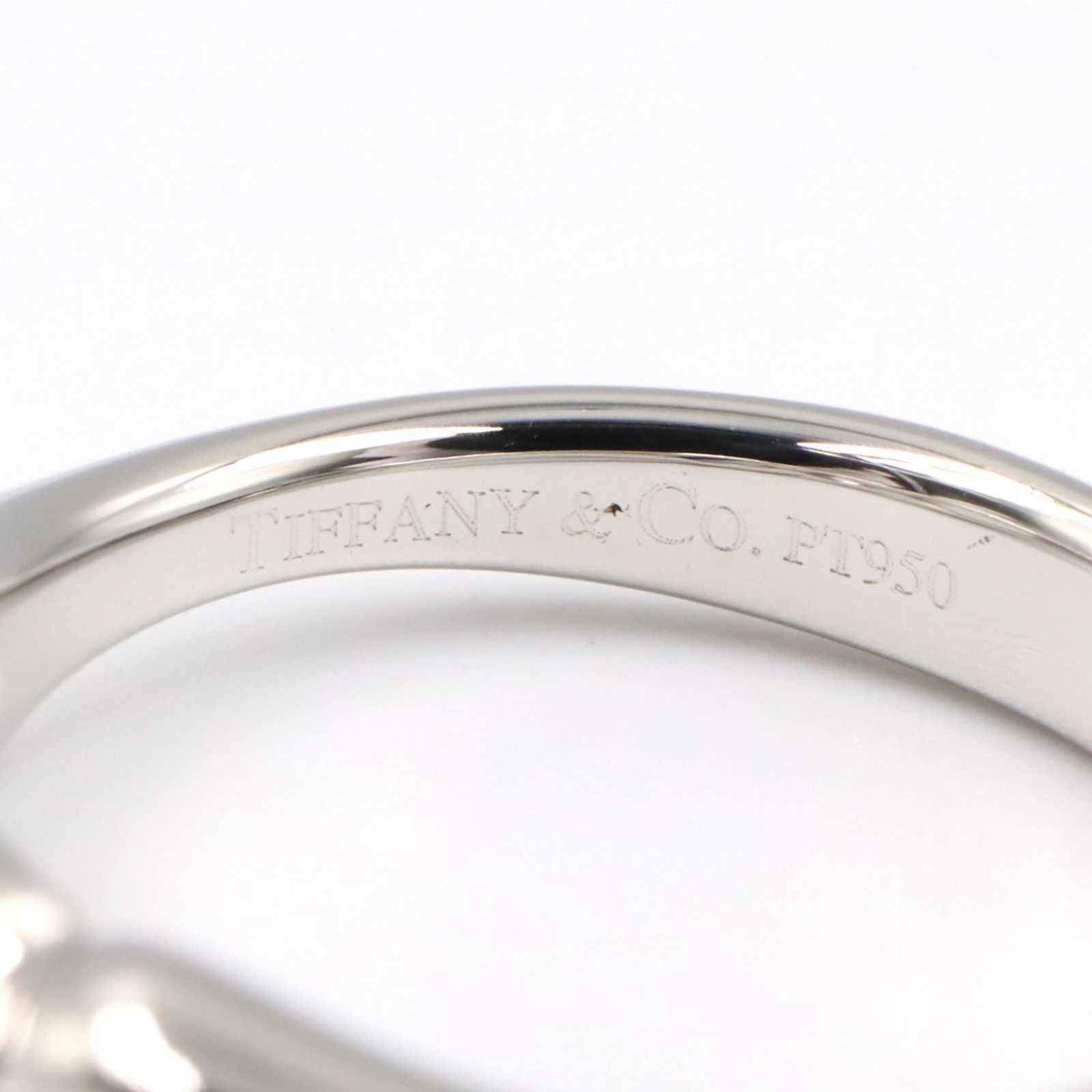 Tiffany Ring Co 1Pd #9 Pt950 Used A