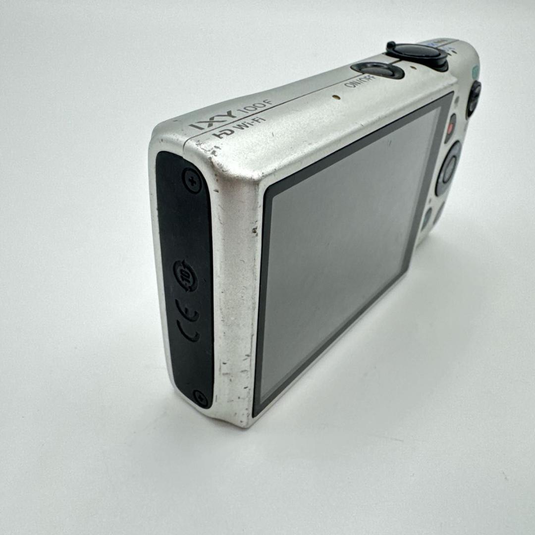 Compact Digital Camera Canon Ixy 100F