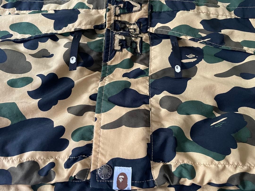 Parkas de montaña A Swimming Ape 1St L Y2K camuflaje amarillo