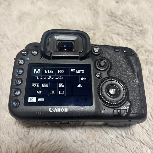 Digital Slrs Canon Eos 7D Mark Ii