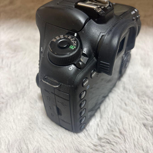 Digital Slrs 7/22 Canon Eos 7D Mark Ii
