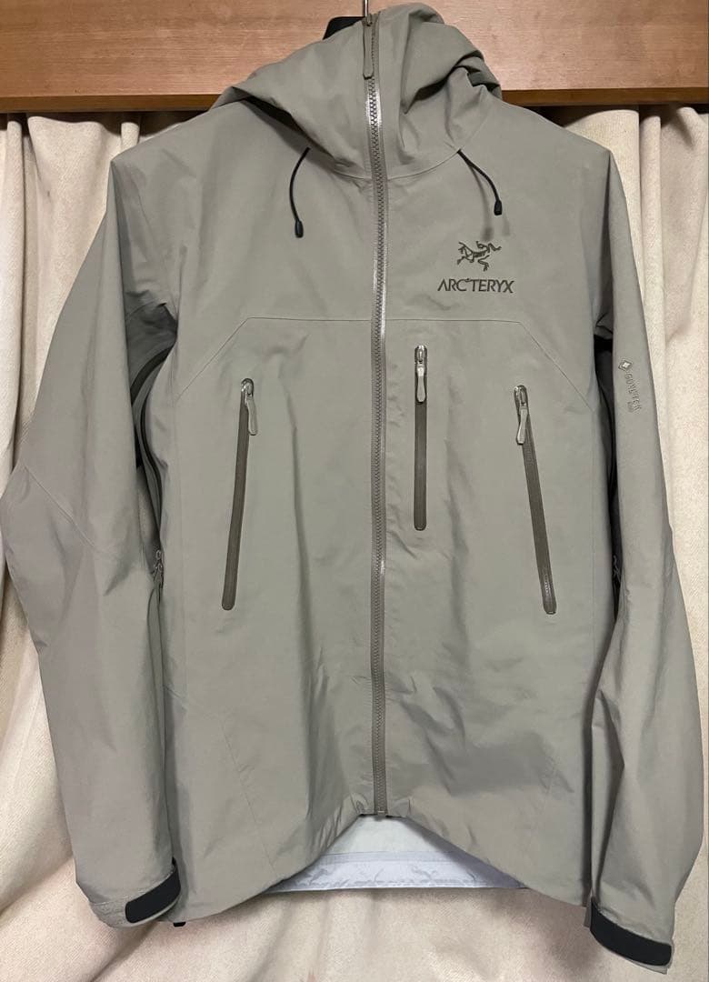 Arc'Teryx Nylon Jacket Arc Beta Sv Distortion Bird Aid