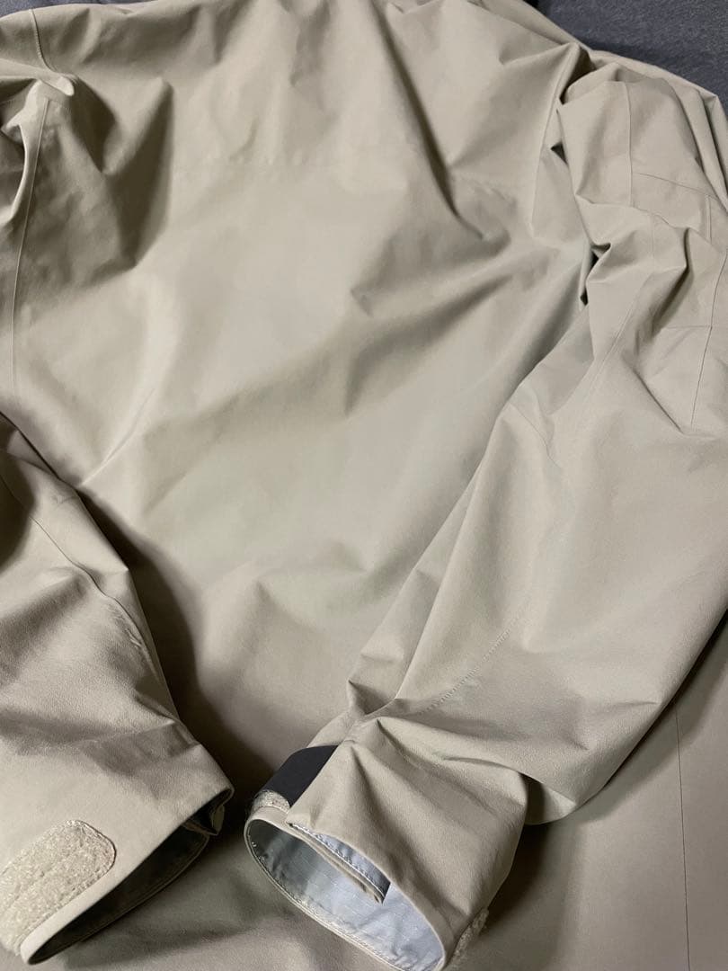 Arc'Teryx Nylon Jacket Arc Beta Sv Distortion Bird Aid