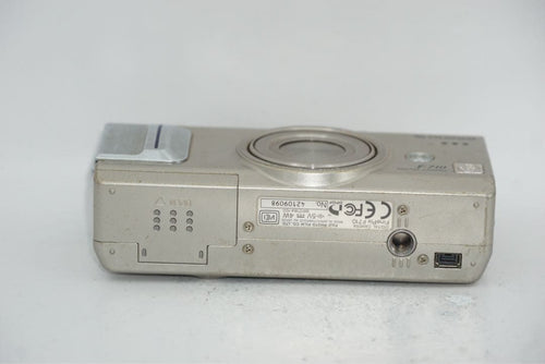 Compact Digital Camera Fujifilm Finepix F710