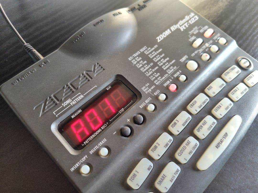 Zoom Rhythm Machine Rt-123