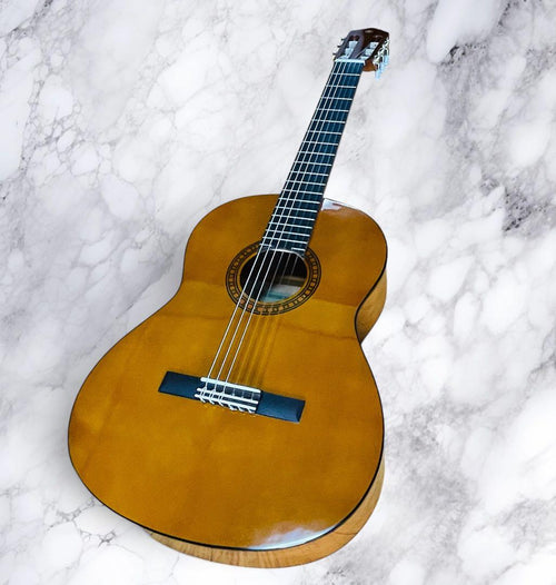 Yamaha Classical Guitars Cs40