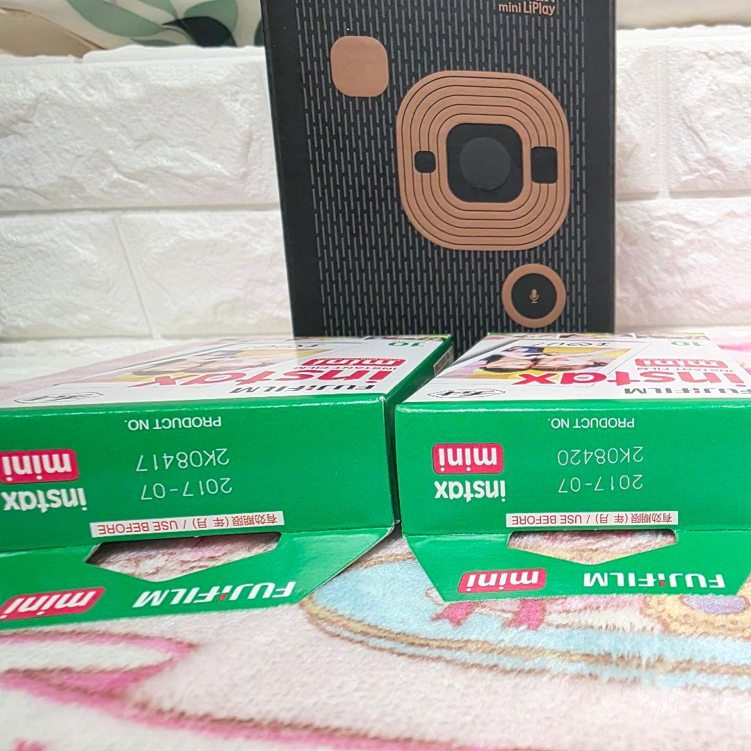 Fujifilm Instant Cameras 635 Fuji Film Instax Mini Liplay Black