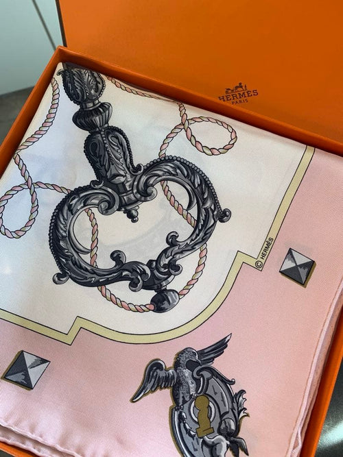 Hermes Bandana Scarf 90 100%