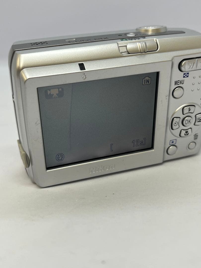 Nikon Compact Digital Cameras Coolpix L1
