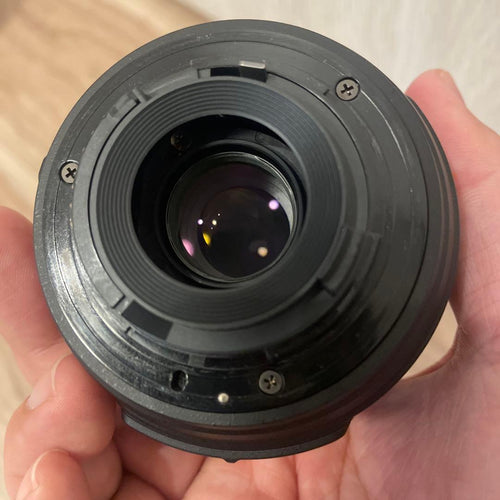 Nikon Zoom Lenses Af-S Dx Nikkor 18-55Mm Vr