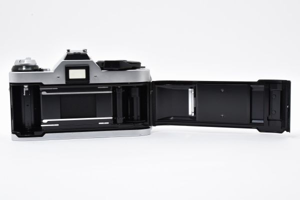Canon Slr Camera (Film) Ae-1 Program F1.4 #0809A