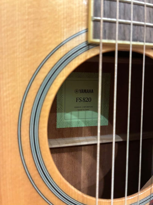 Yamaha Acoustic Guitars Fs820