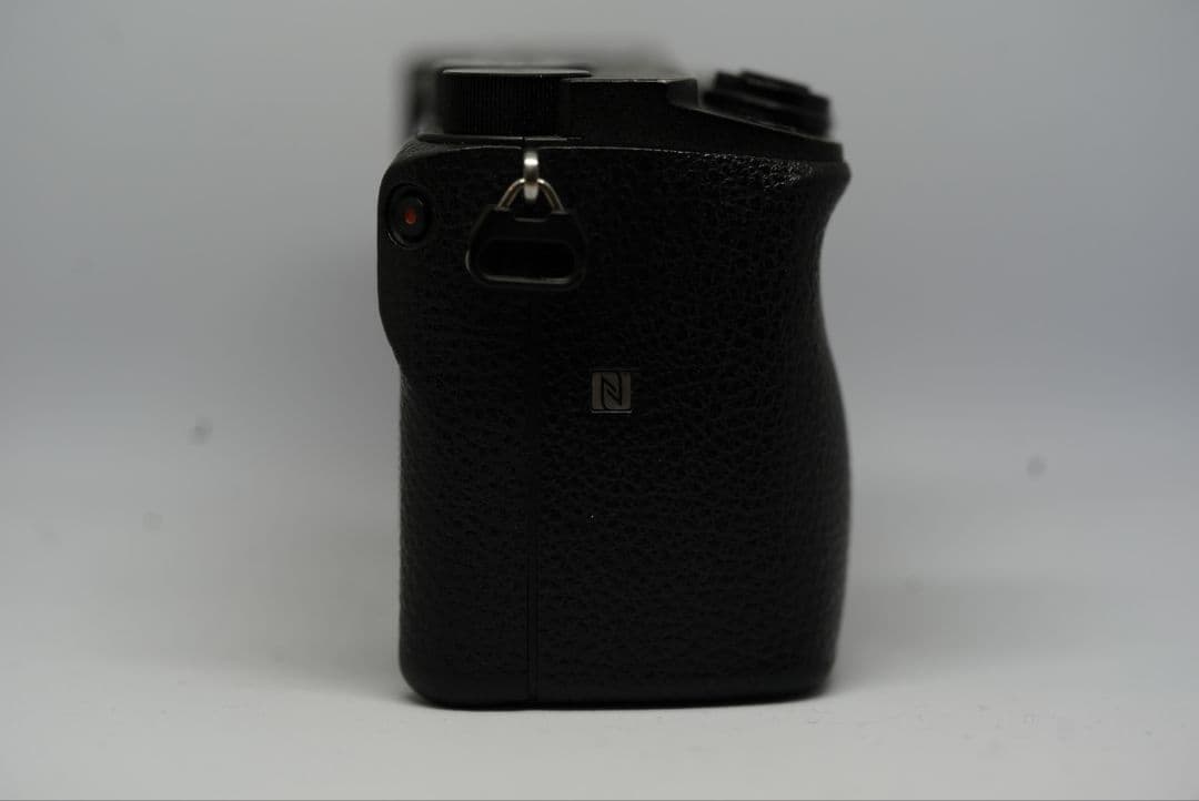 Sony Mirrorless Interchangeable Lips 6400