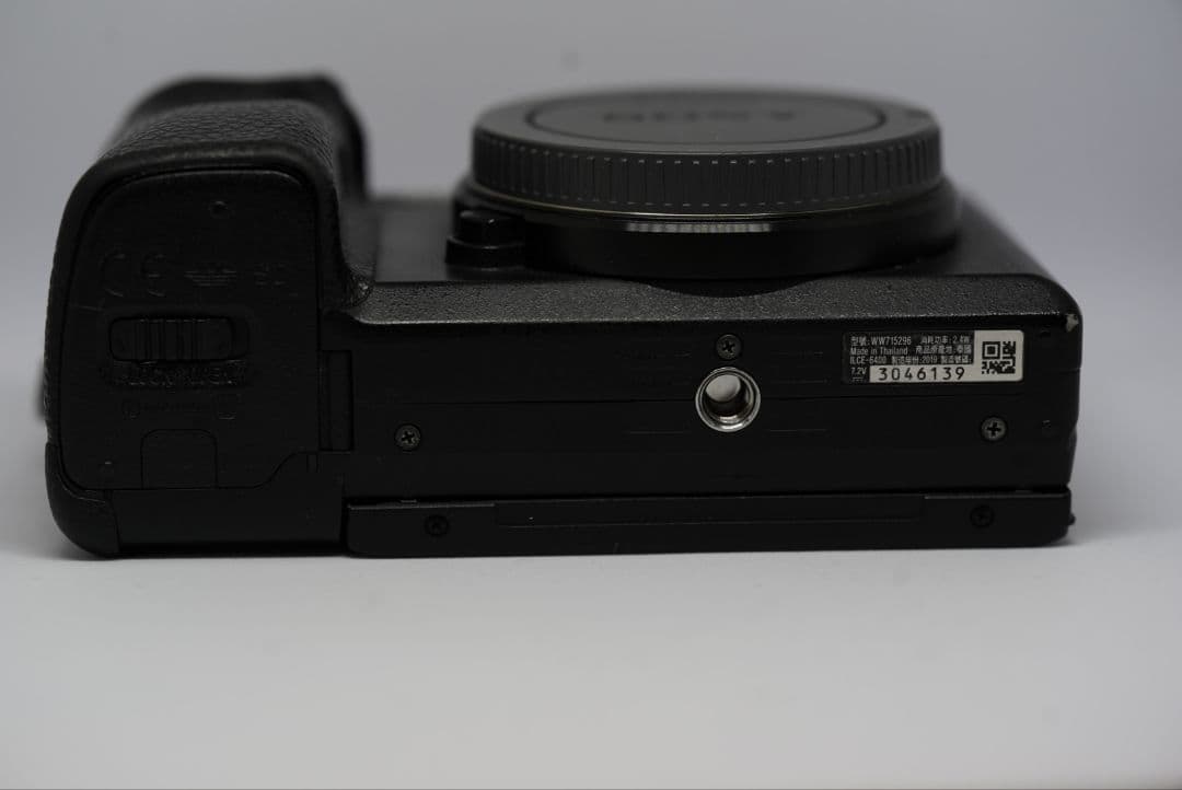 Sony Mirrorless Interchangeable Lips 6400