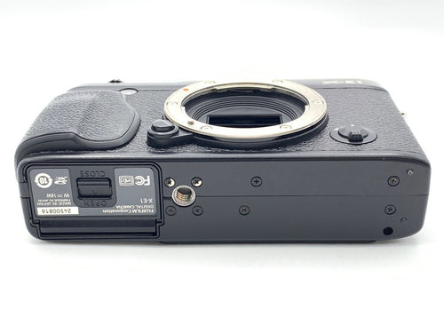 Mirrorless Interchangeable Lips X-E1