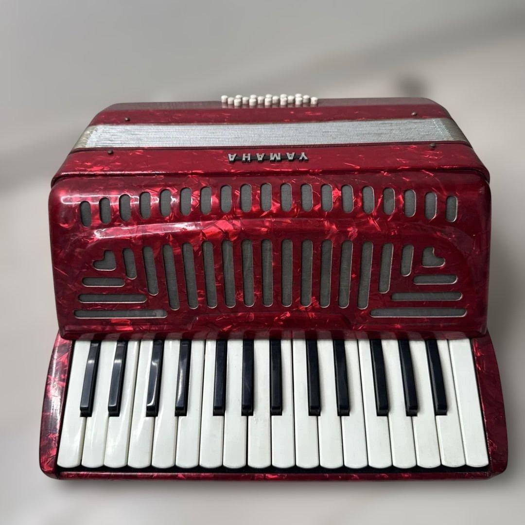 Yamaha Accordions Ya-18