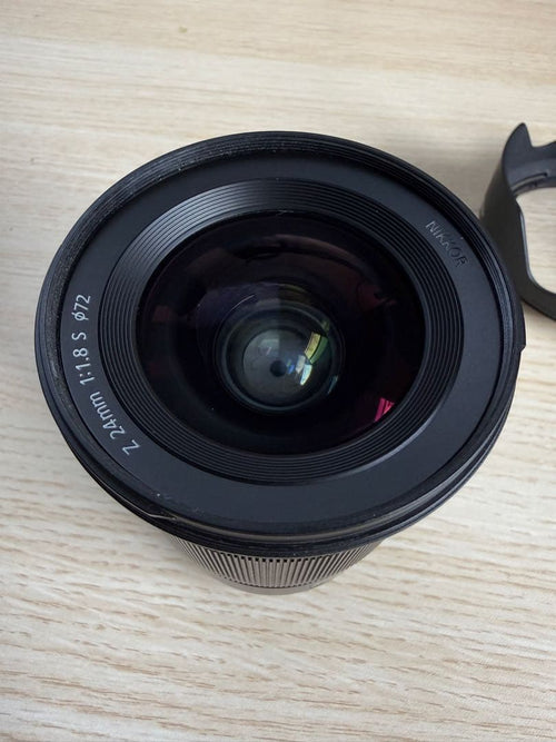 Nikon Lens (Single Focus) F/1.8