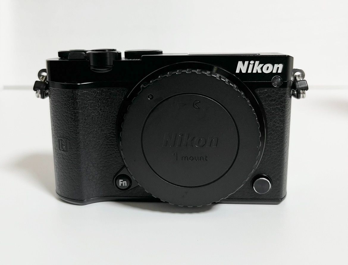 Nikon Compact Digital Camera 4425 1 J5 26801603030708