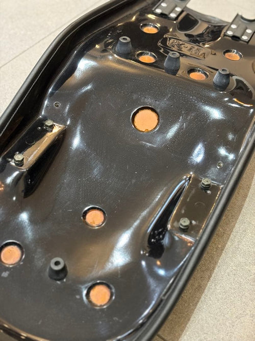 K&H Seats Sr400/500