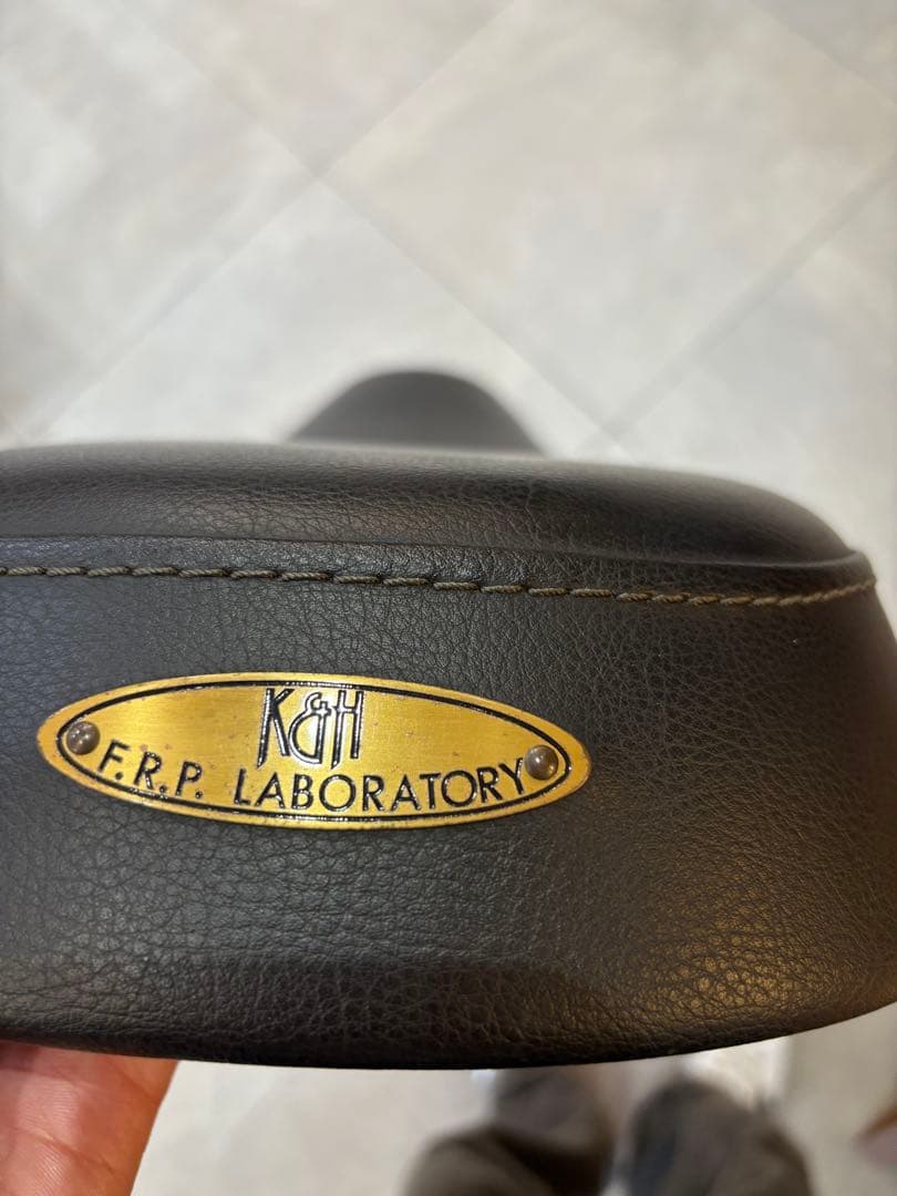 K&H Seats Sr400/500