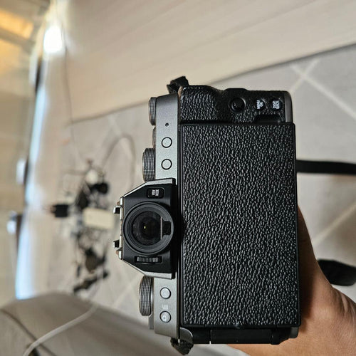 Fujifilm Mirrorless Interchangeable Lips X-T200