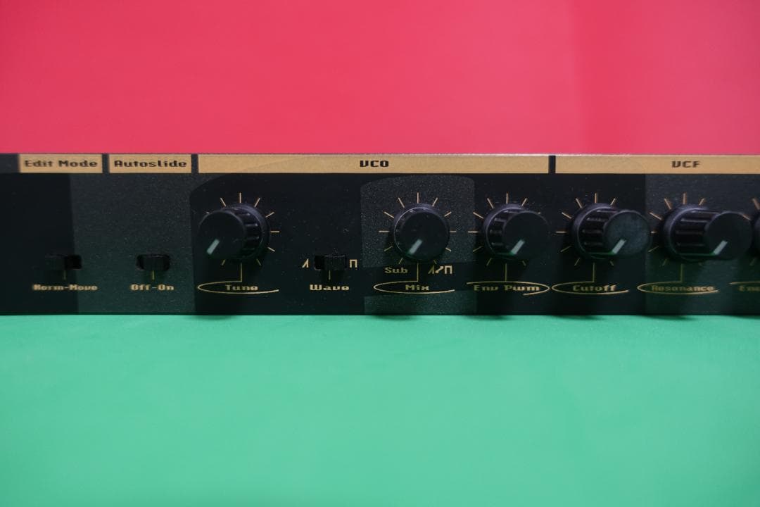 Analog Synthesizers Mam Mb-33Mk Bass-Synth