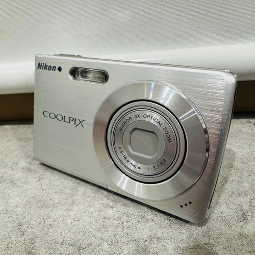 Compact Digital Cameras Nikon Coolpix S200
