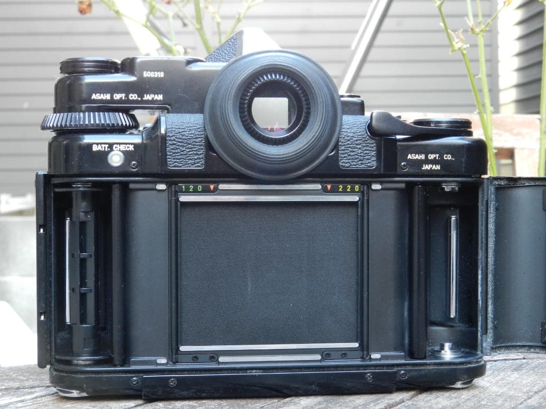 Pentax Large Format Medium Cameras (Film) Asahi 67 Ttl