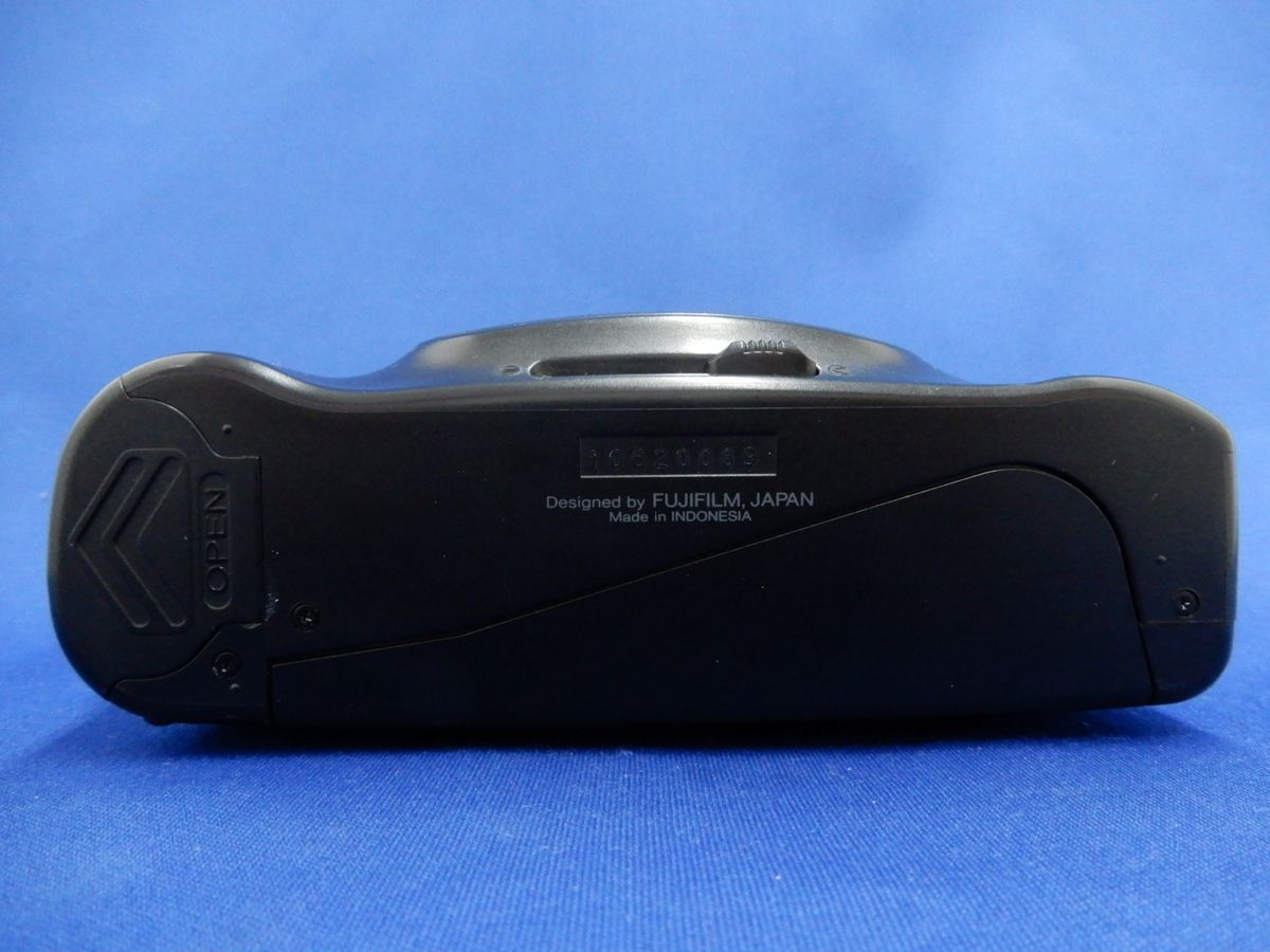 Compact Digital Camera